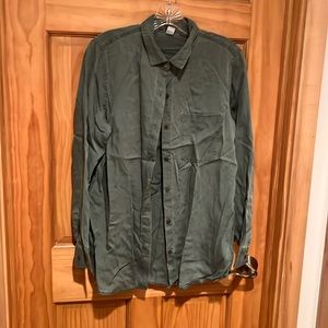 Long-sleeved button down